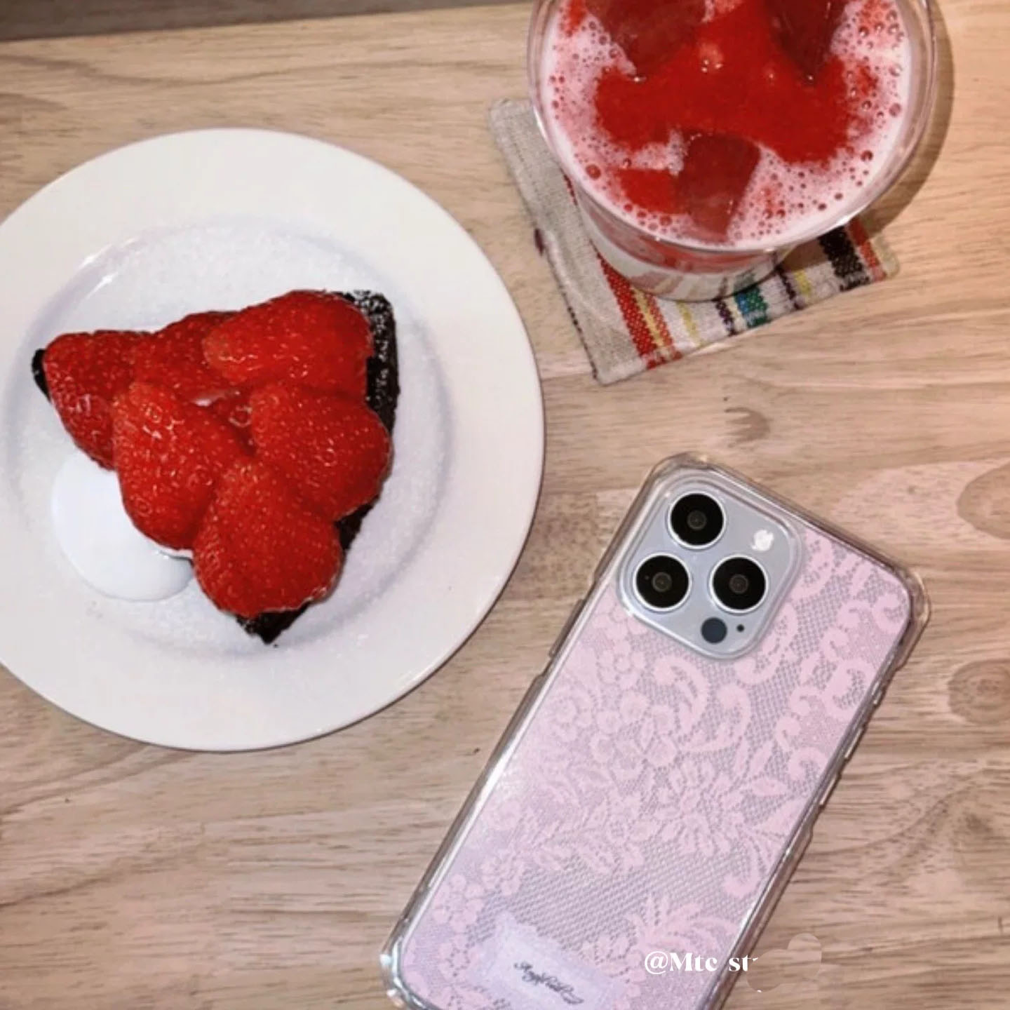 Korean Ins Colored Lace Sweet  - огляд і ціна Phone Cases Korea