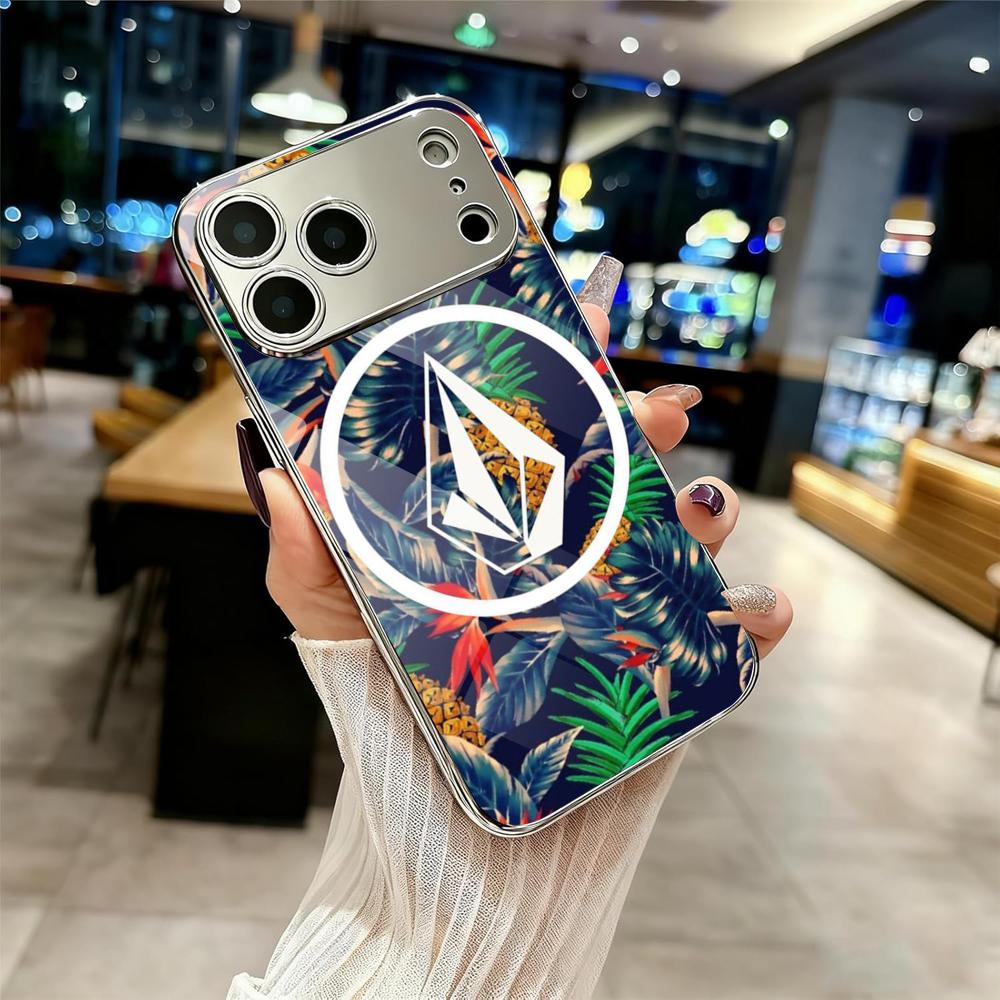 Luxury V-VOLCOMES Sport Style  - огляд і ціна Phone Cases Louis Vuitton